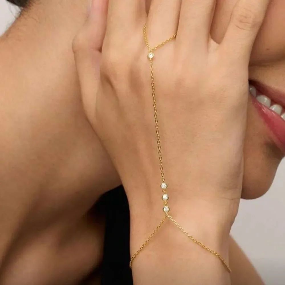 Crystal Hand Chain Bracelet M1734